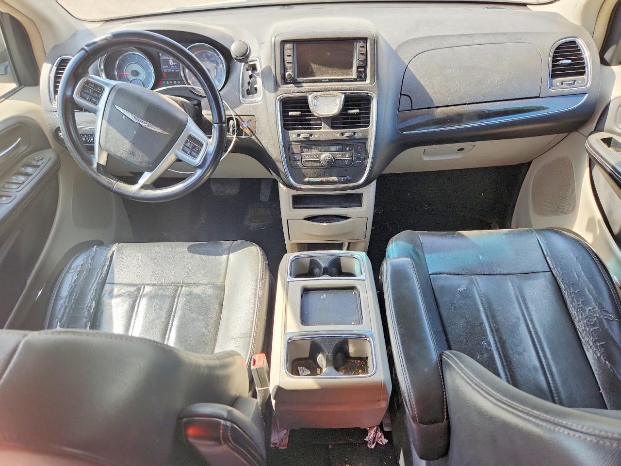 2014 Chrysler Town & Country Touring White vin: 2C4RC1BG4ER158191
