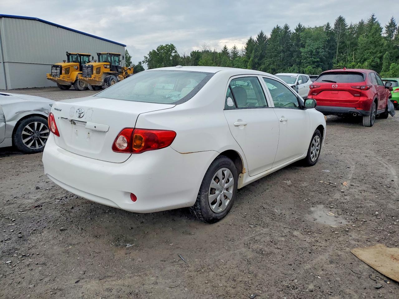 2010 Toyota Corolla Base White vin: 1NXBU4EE2AZ185389
