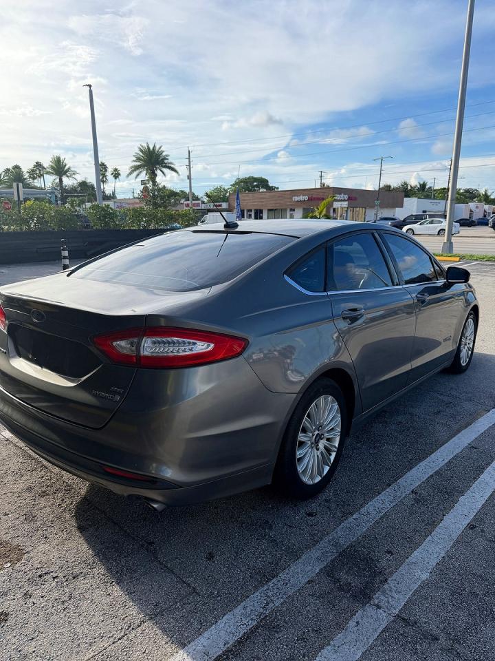 2013 Ford Fusion Se Hybrid Gray vin: 3FA6P0LU4DR217938