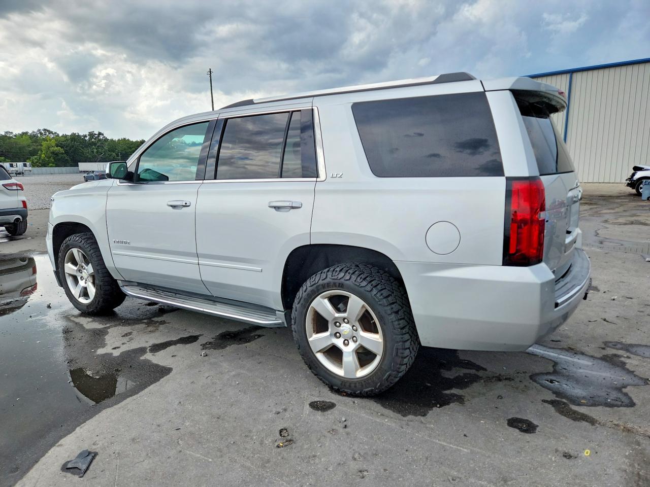 2015 Chevrolet Tahoe K1500 Ltz Silver vin: 1GNSKCKC9FR239179