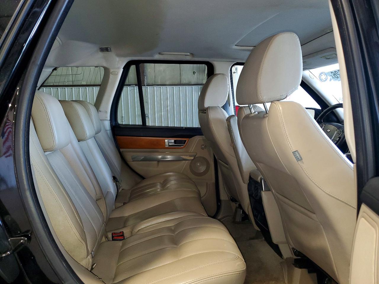 2010 Land Rover Range Rover Sport Lux Black vin: SALSK2D46AA252772