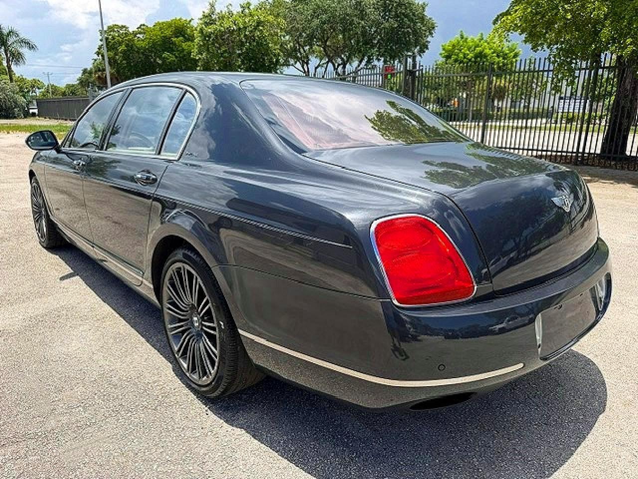 2013 Bentley Continental Flying Spur Speed Gray vin: SCBBP9ZA4DC081659