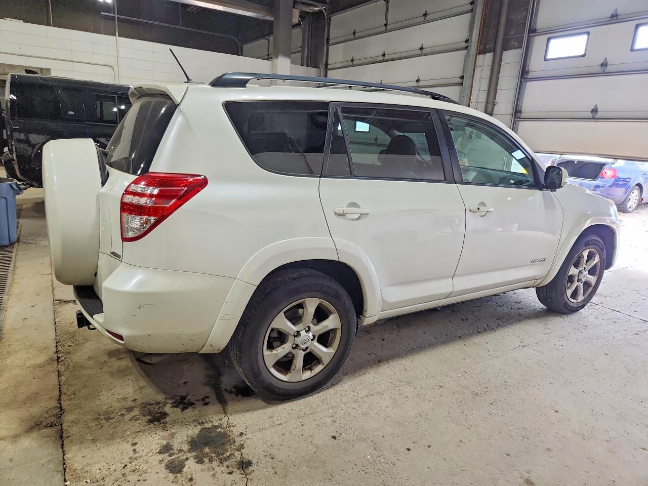 2009 Toyota Rav4 Limited White vin: 2T3BF31V29W020441