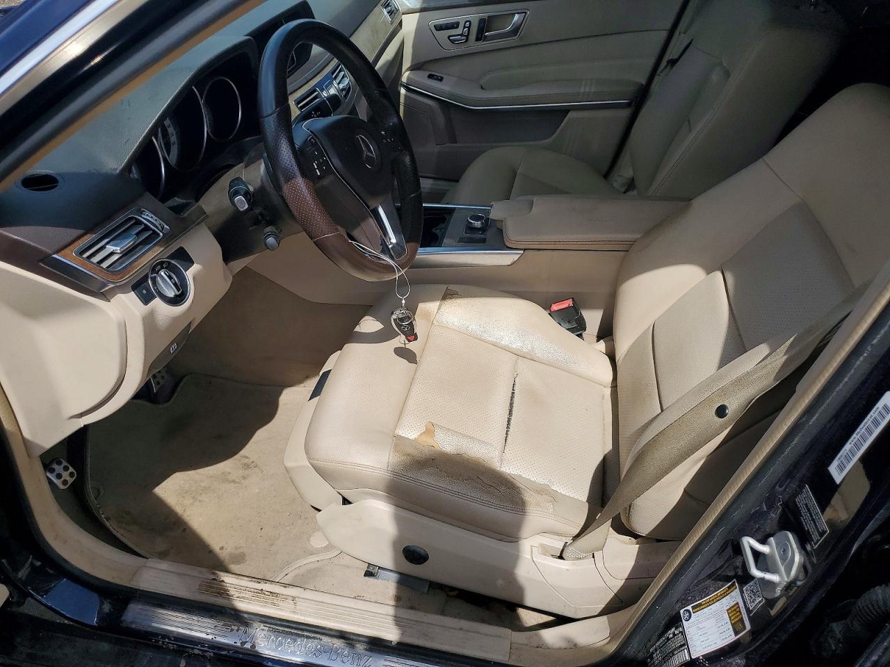 2016 Mercedes-benz E 350 Синий vin: WDDHF5KB7GB186024