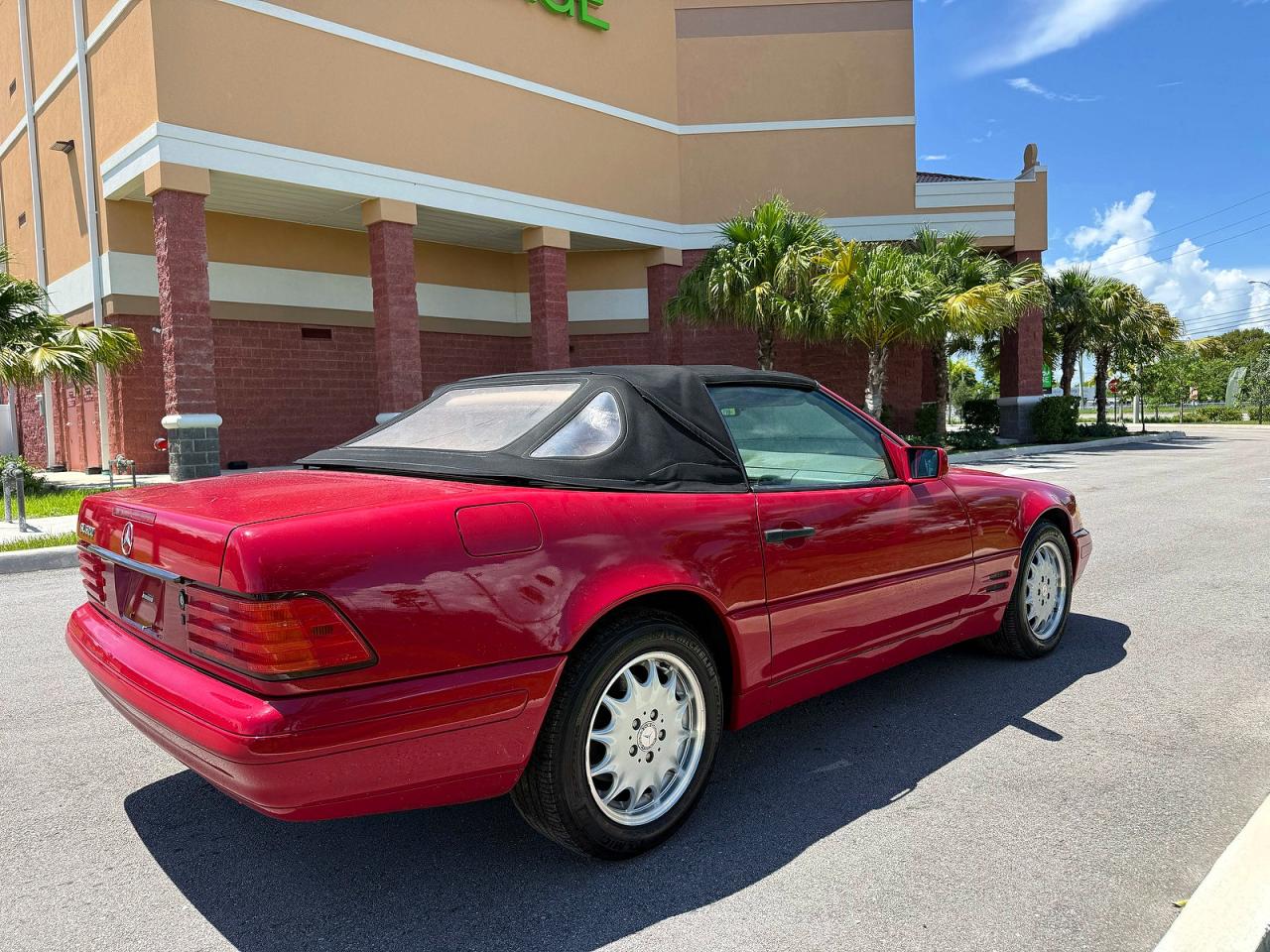 1997 Mercedes-benz Sl 500 Red vin: WDBFA67F5VF144926