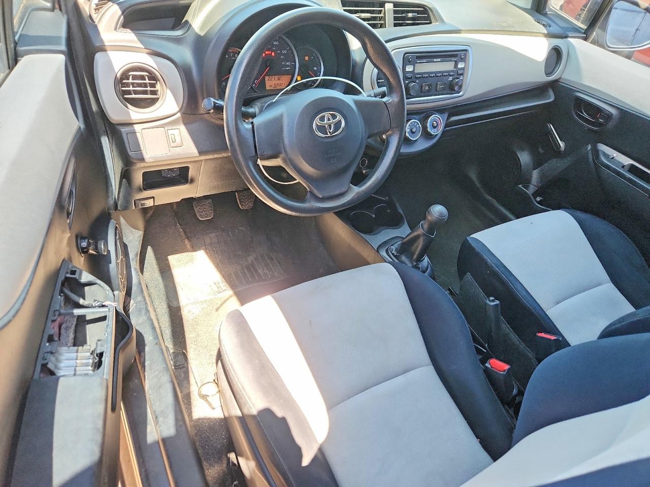 2012 Toyota Yaris 3-door L Gray vin: JTDJTUD30CD532255