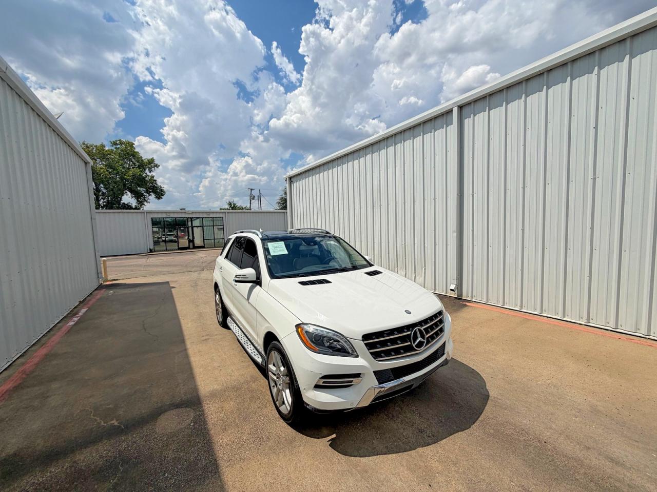 2015 Mercedes-benz Ml 350 White vin: 4JGDA5JB1FA526745