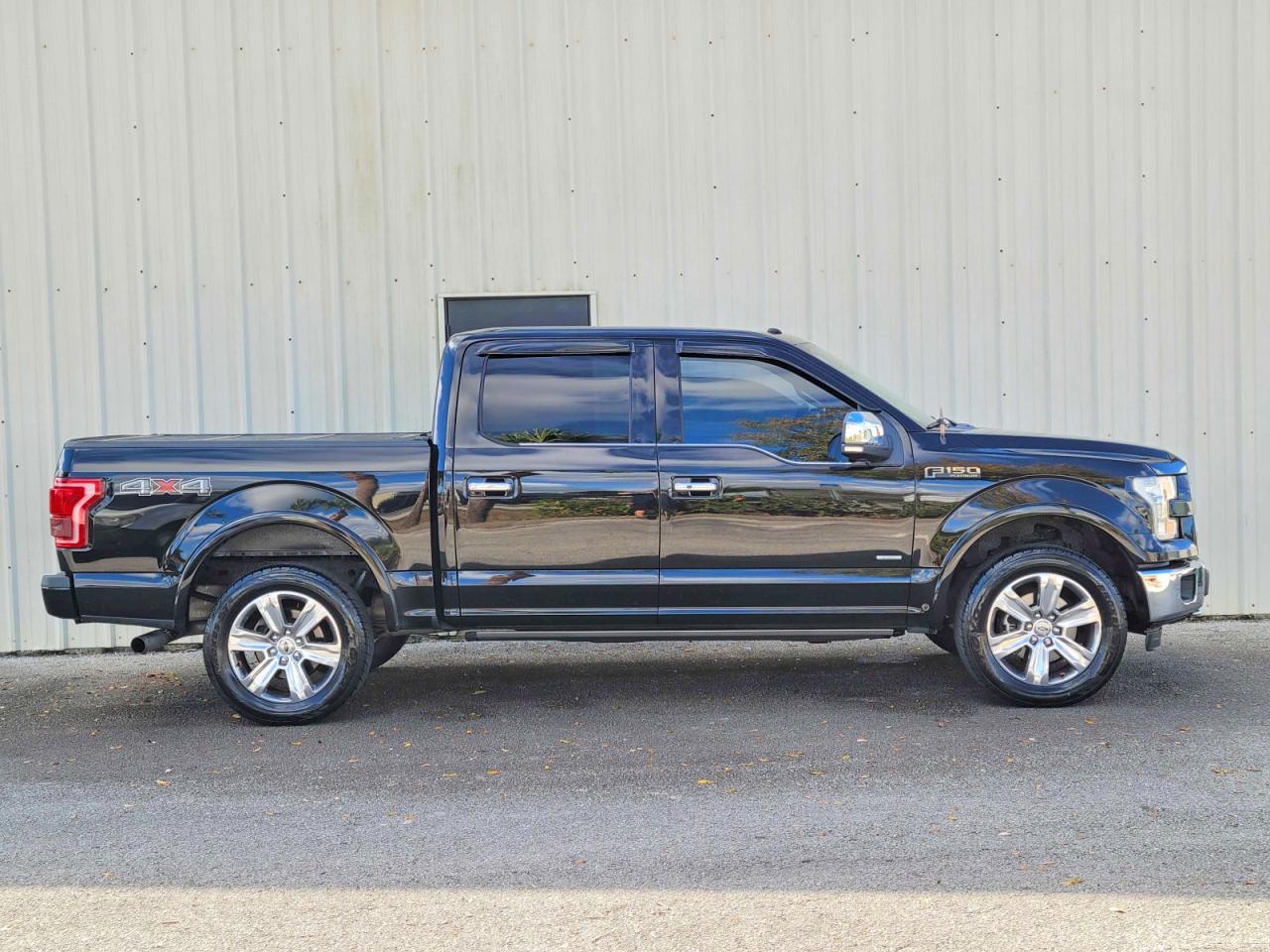 2016 Ford F150 Supercrew Black vin: 1FTEW1EG0GFA78690