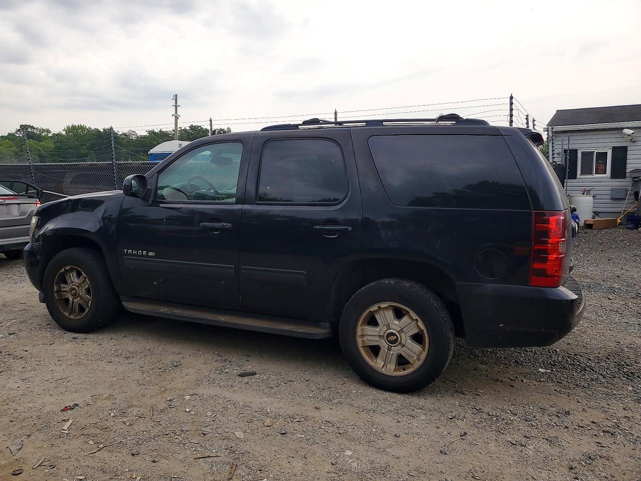 2009 Chevrolet Tahoe C1500 Lt Black vin: 1GNEC23309R300944