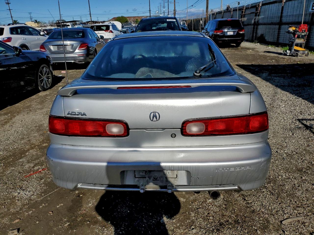 1998 Acura Integra Gs Silver vin: JH4DC4460WS003247
