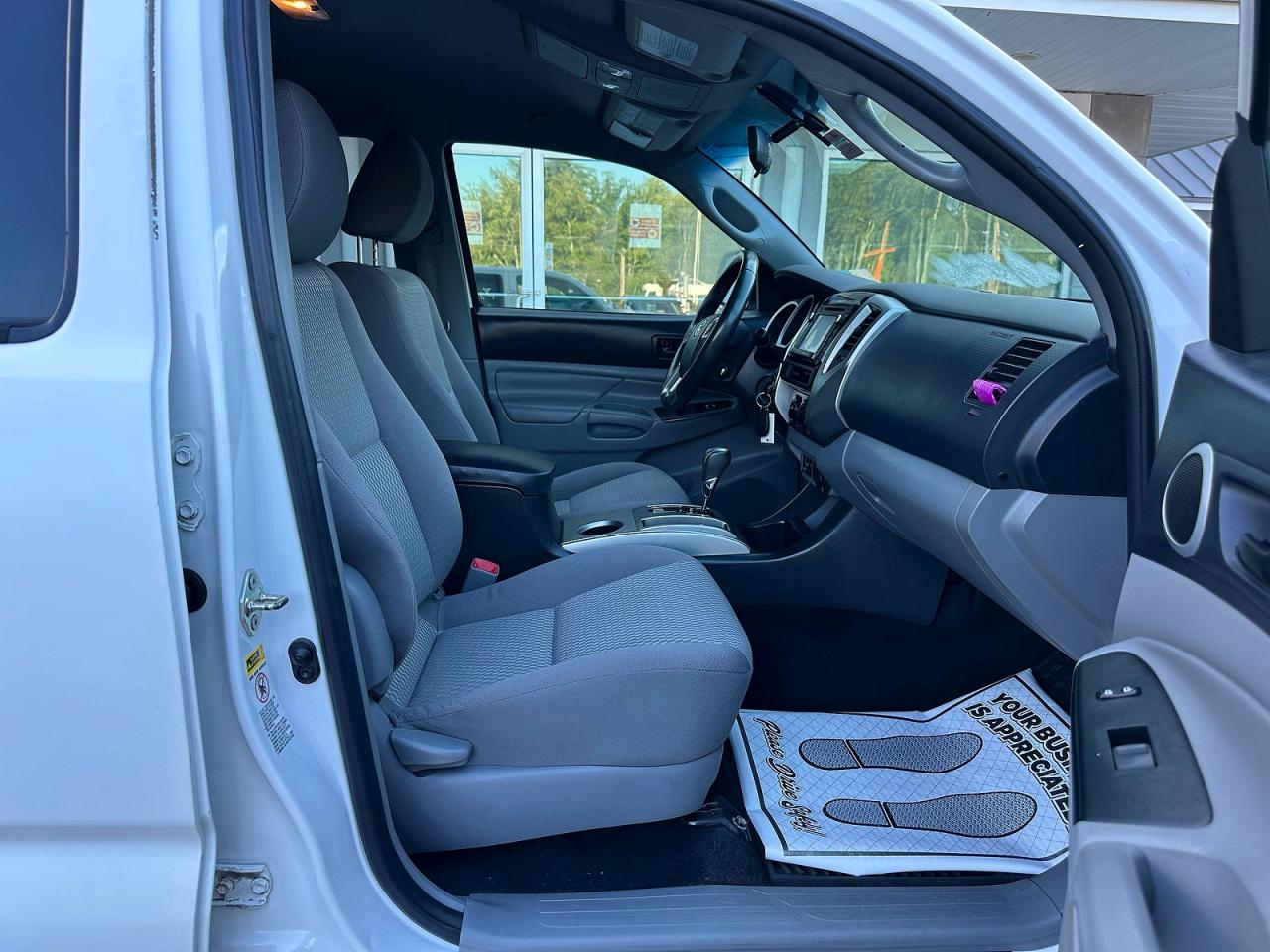 2015 Toyota Tacoma Double Cab Long Bed White vin: 3TMMU4FN3FM079413