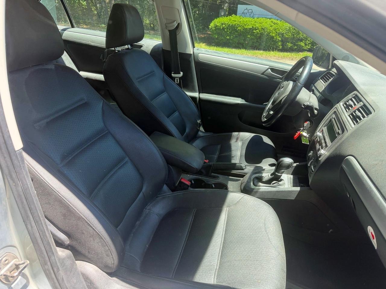 2013 Volkswagen Jetta Se Silver vin: 3VWDP7AJ2DM446700