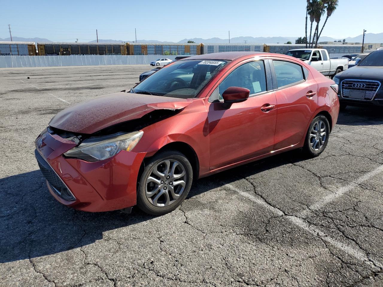 2019 Toyota Yaris L Red vin: 3MYDLBYV8KY517335
