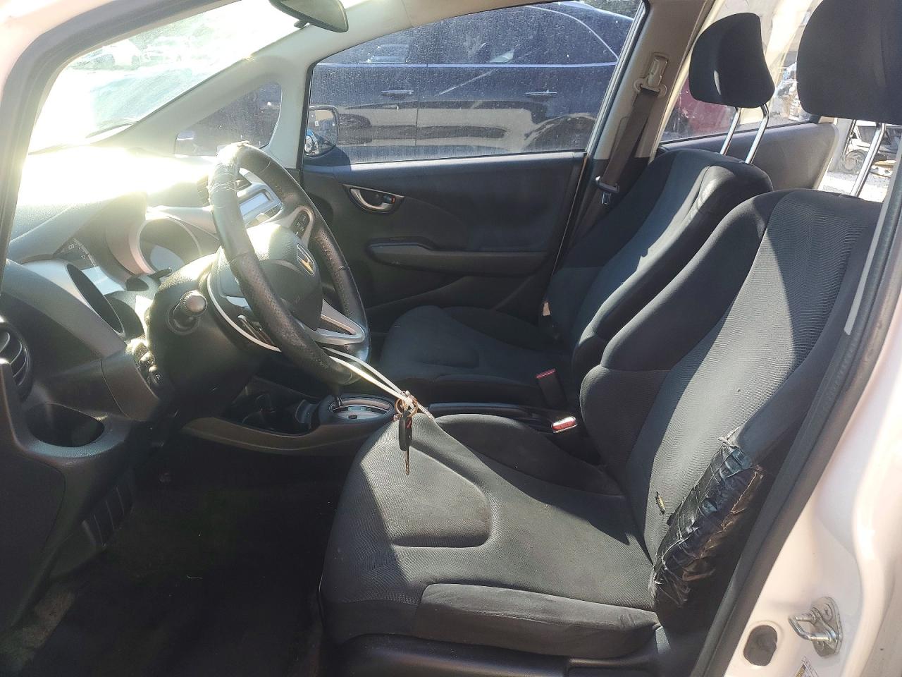 2010 Honda Fit Sport White vin: JHMGE8H43AC003883