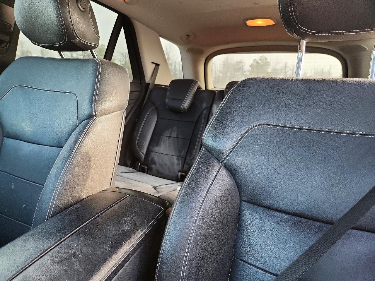 2015 Mercedes-benz Ml 400 4matic Черный vin: 4JGDA5GB0FA461796