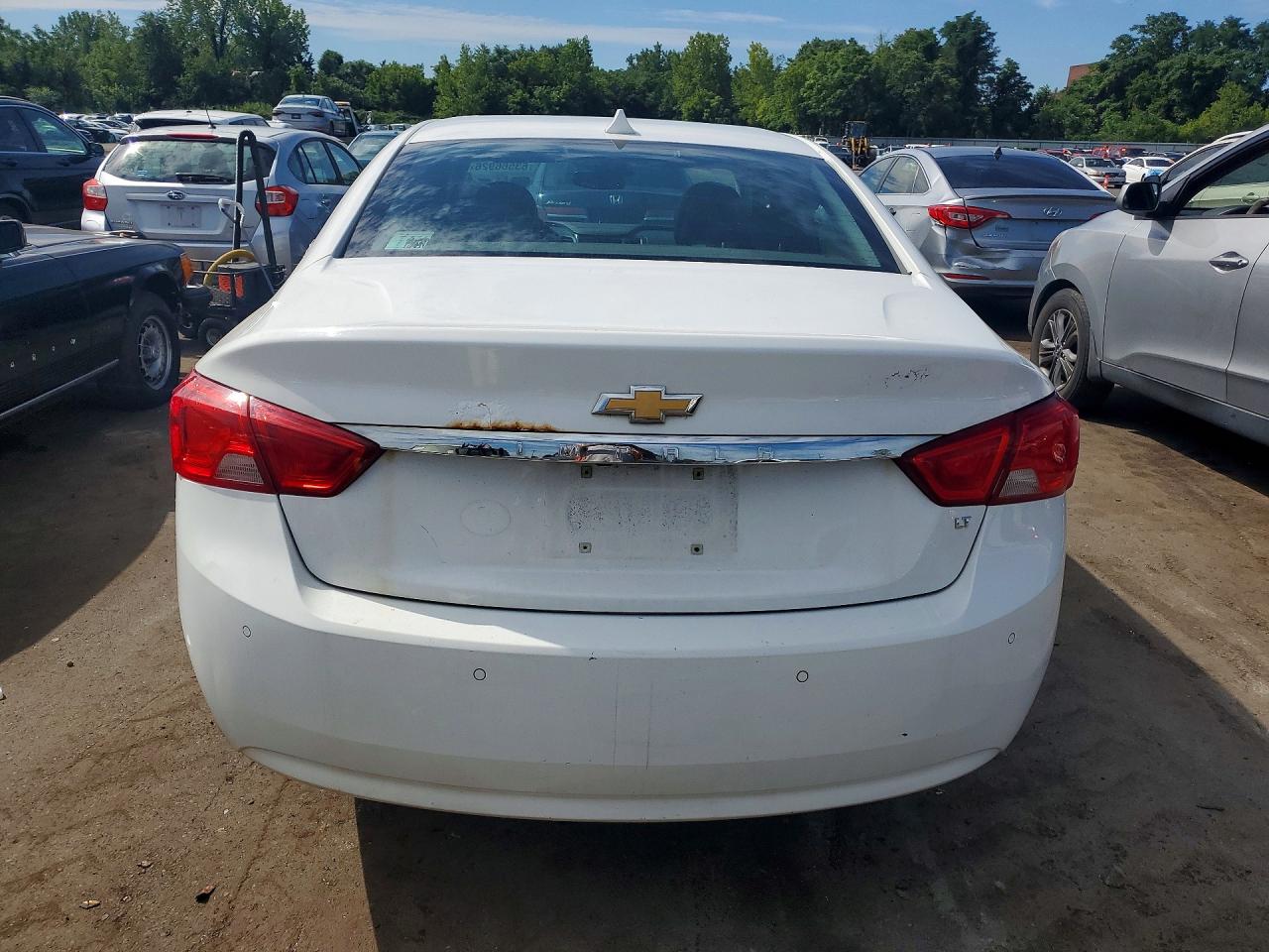 2014 Chevrolet Impala Lt White vin: 1G1115SL2EU144034