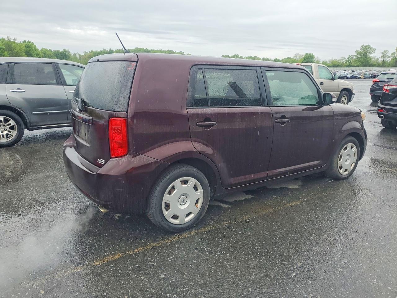 2010 Toyota Scion Xb Burgundy vin: JTLZE4FE1A1099883