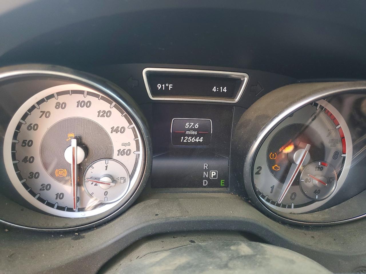 2015 Mercedes-benz Gla 250 4matic Red vin: WDCTG4GB3FJ065784