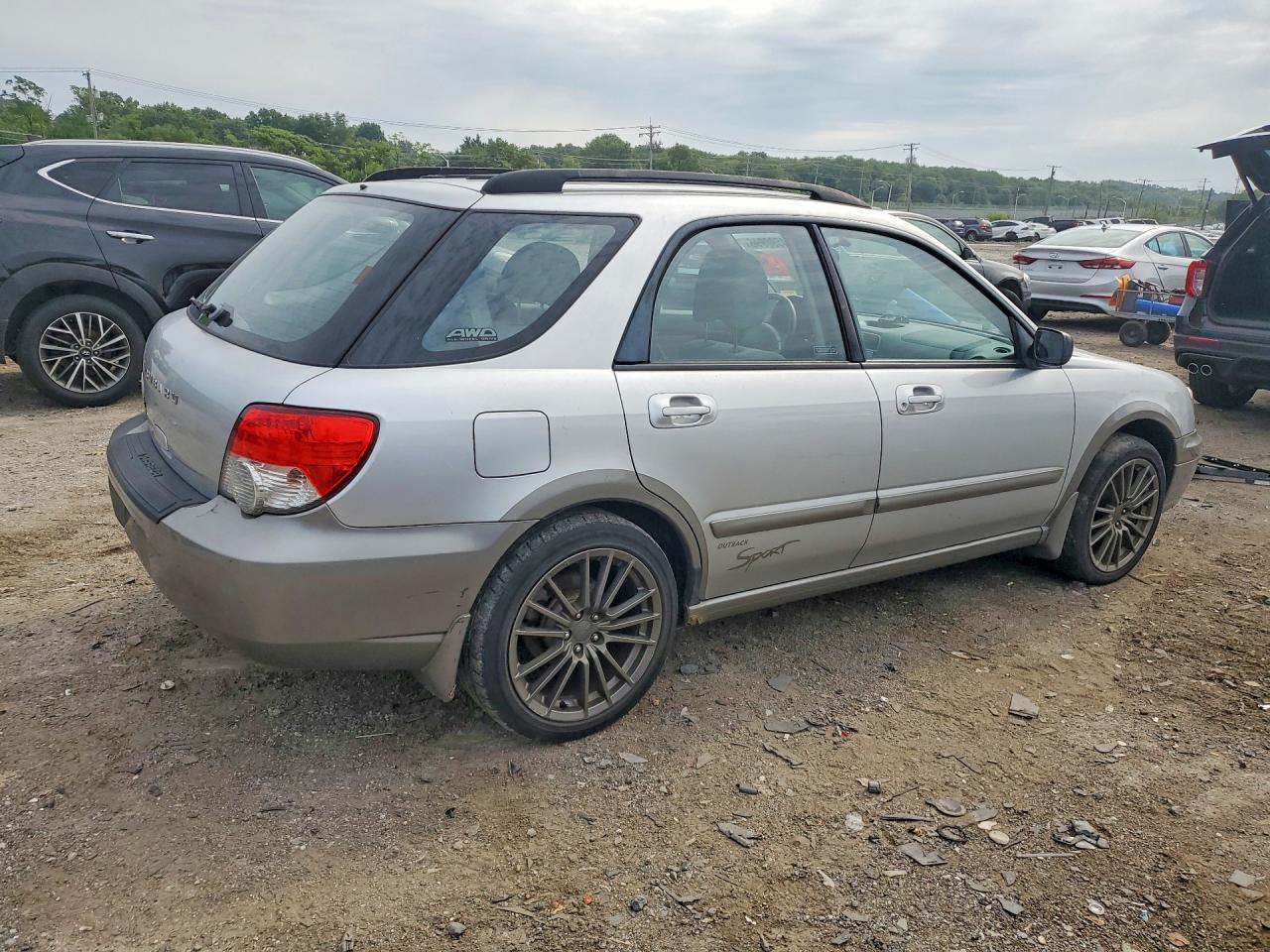 2004 Subaru Impreza Outback Sport Silver vin: JF1GG68584G820049