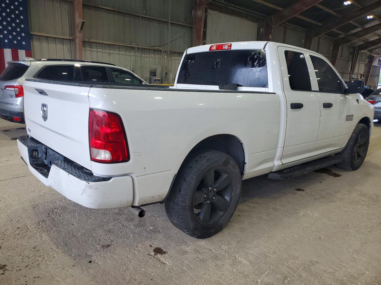 2016 Ram 1500 St White vin: 1C6RR6FG1GS405374
