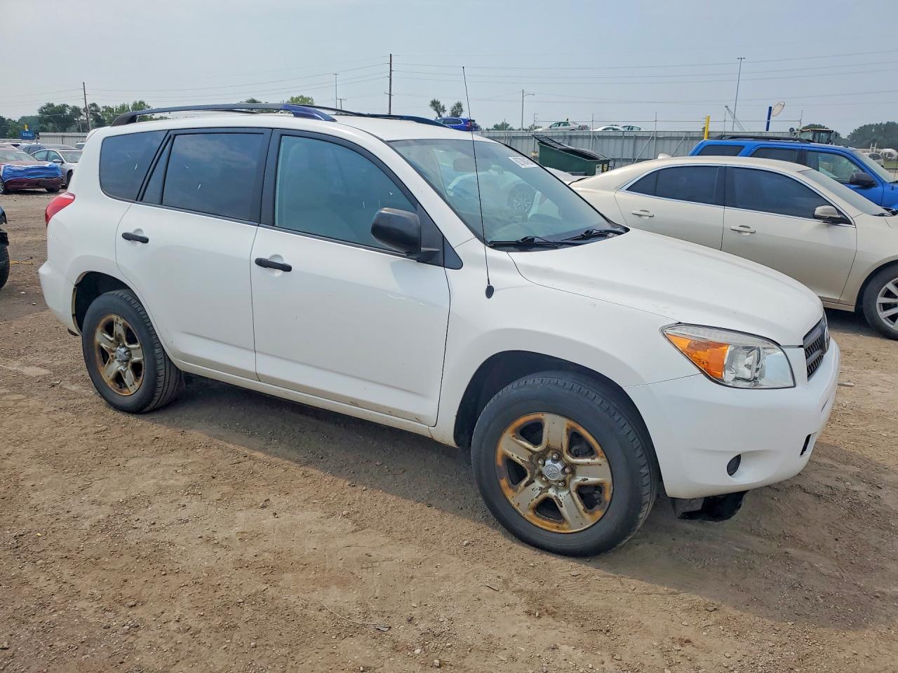 2008 Toyota Rav4 Base Белый vin: JTMBD33V386060272