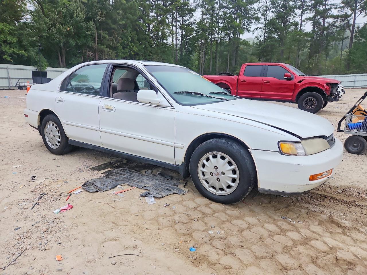 1996 Honda Accord Ex White vin: 1HGCD5651TA152435