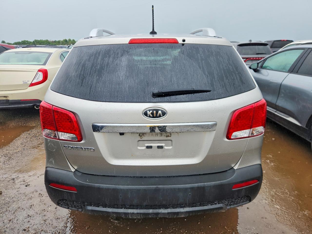 2013 Kia Sorento Lx Silver vin: 5XYKT4A60DG361481
