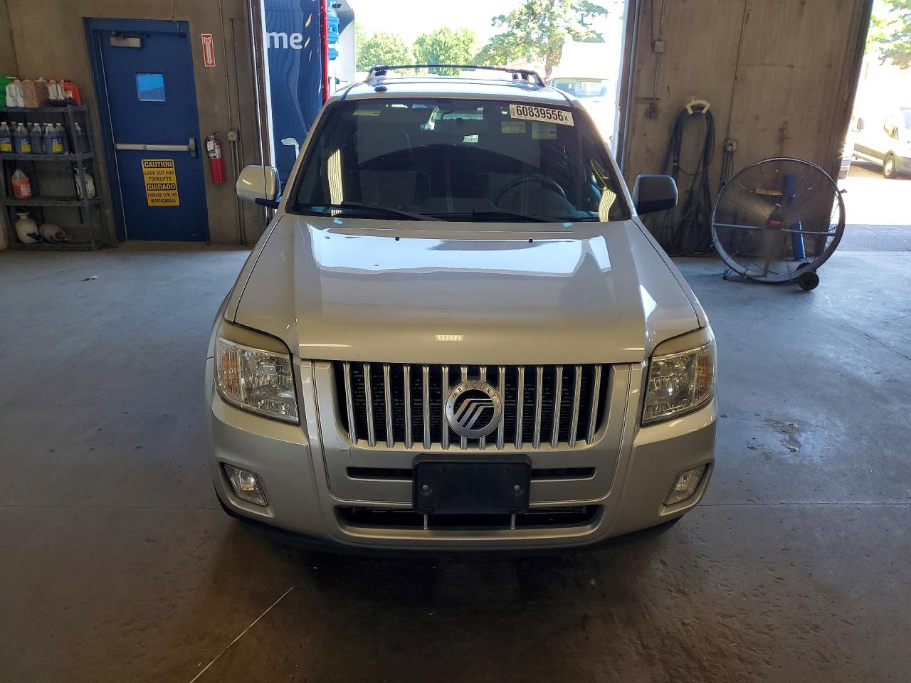 2011 Mercury Mariner Premier Silver vin: 4M2CN9HG6BKJ05924