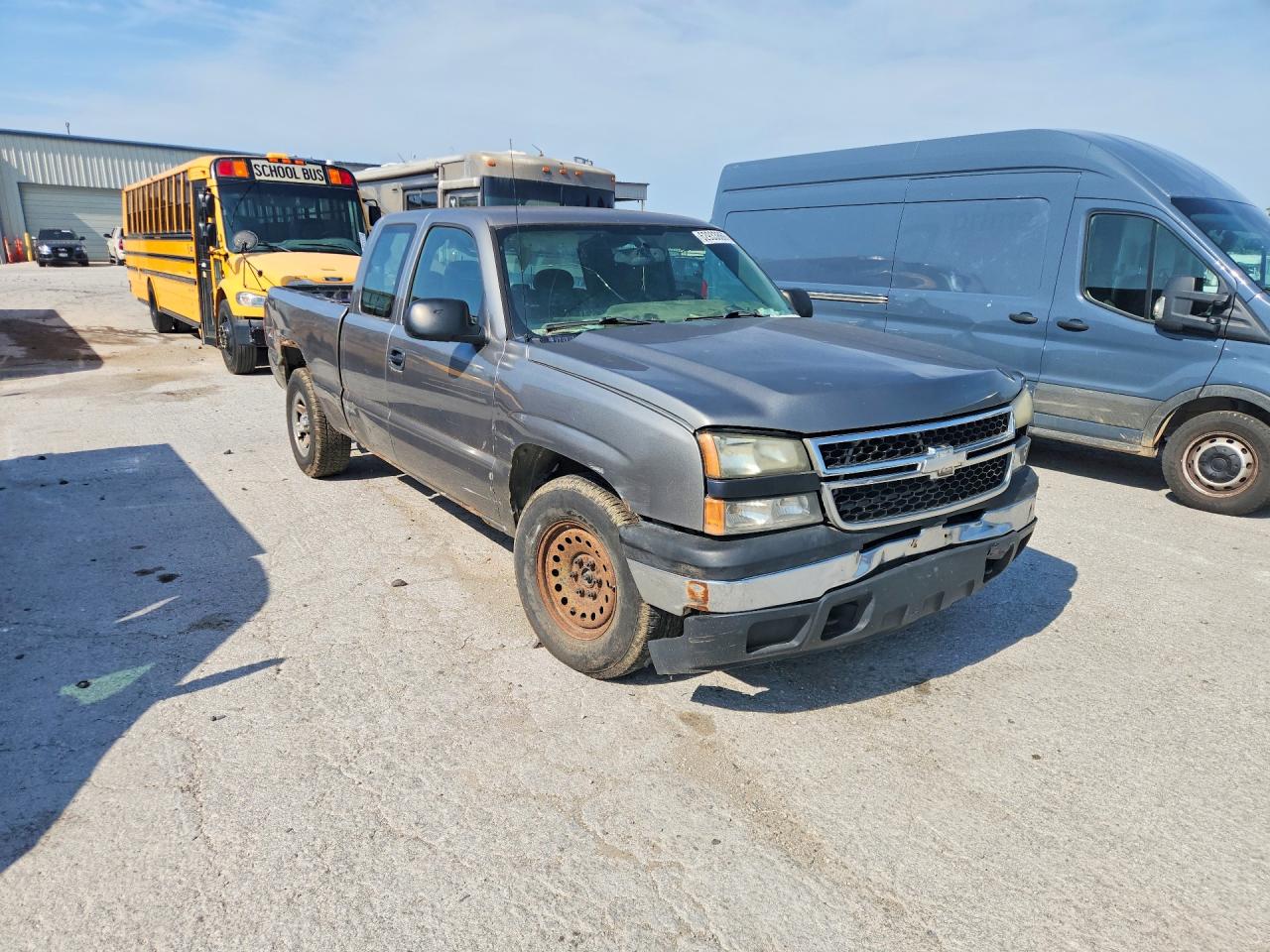 2007 Chevrolet Silverado K1500 Classic Silver vin: 1GCEK19V07Z182342