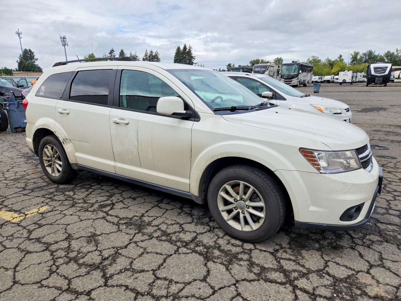 2014 Dodge Journey Sxt White vin: 3C4PDDBG8ET167916