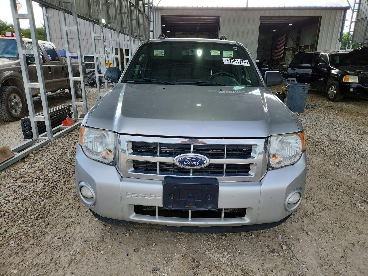 2010 Ford Escape Xlt Silver vin: 1FMCU0D79AKB42731