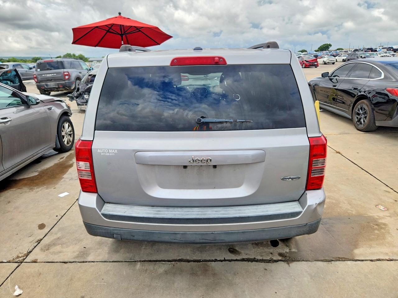 2015 Jeep Patriot Latitude Gray vin: 1C4NJPFA0FD126338
