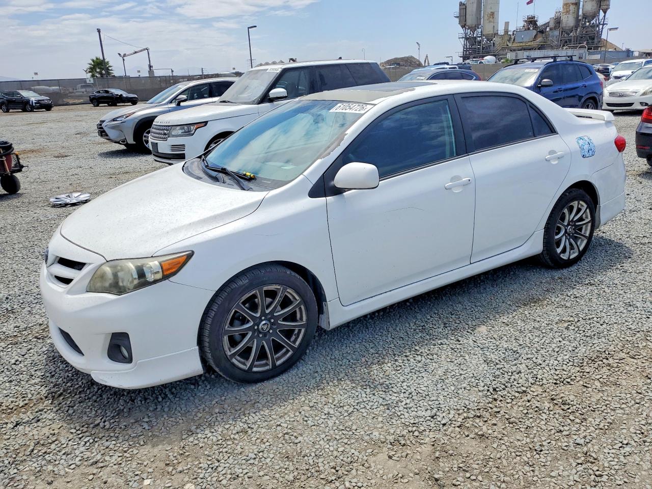 2013 Toyota Corolla S White vin: 5YFBU4EE4DP107945