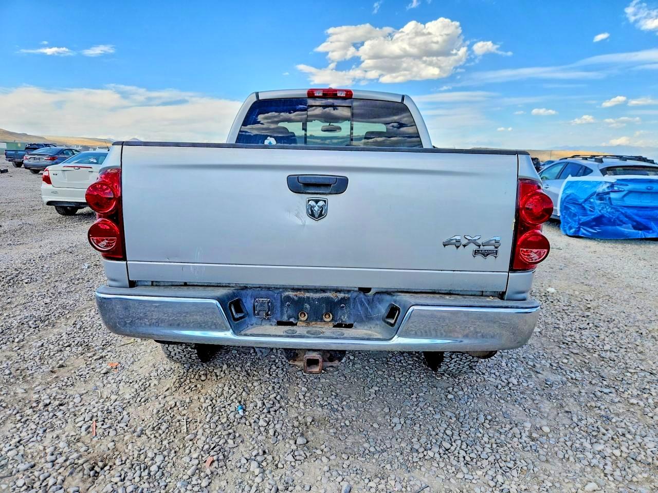 2008 Dodge Ram 2500 St Silver vin: 3D7KS28D78G207388