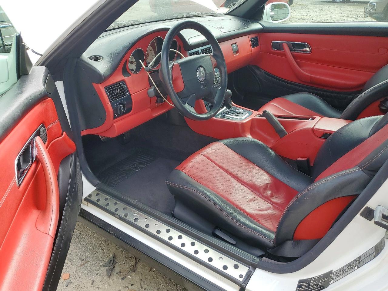 1998 Mercedes-benz Slk 230 Kompressor Белый vin: WDBKK47F1WF056814