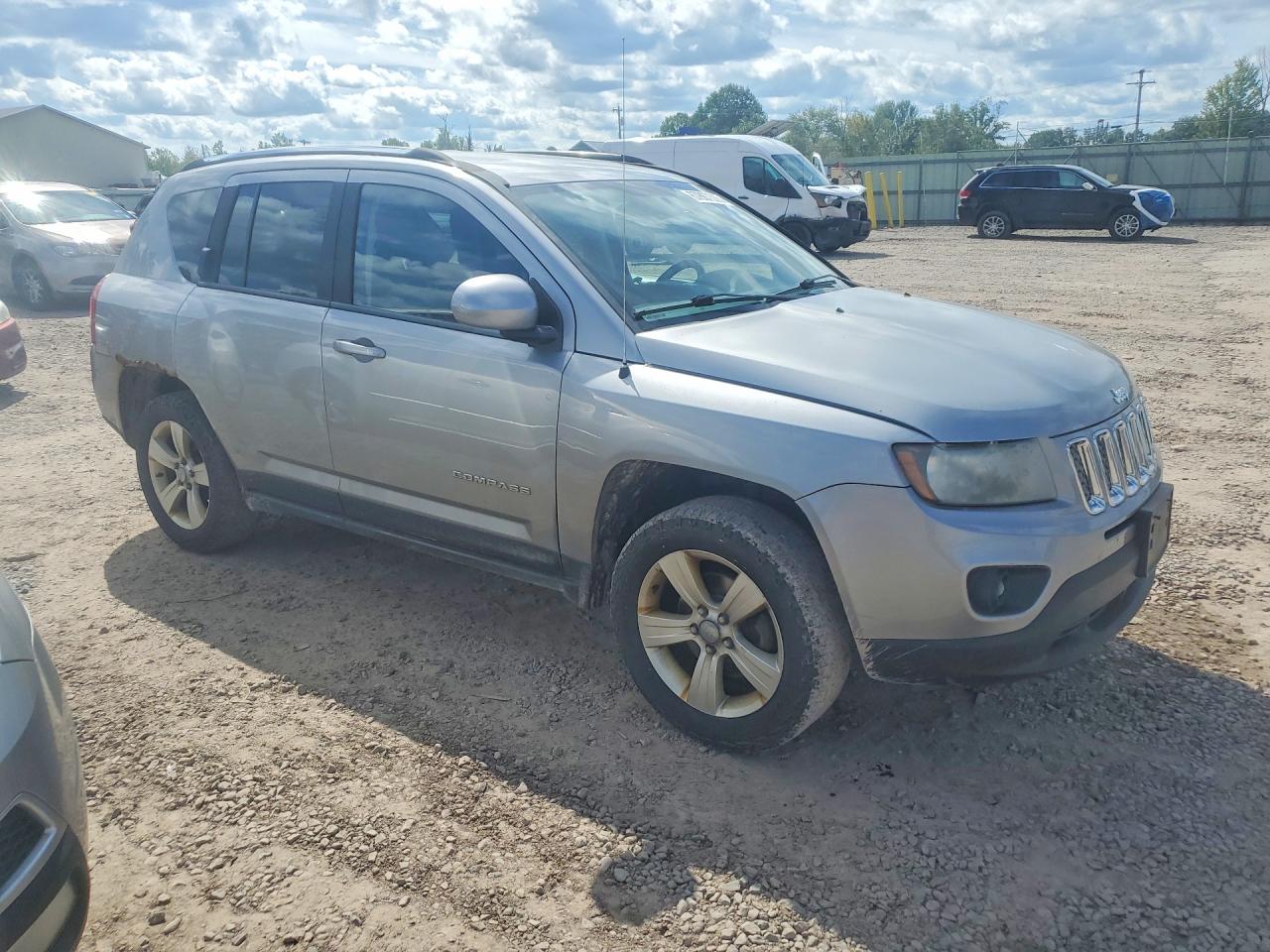 2014 Jeep Compass Latitude Gray vin: 1C4NJDEBXED734553