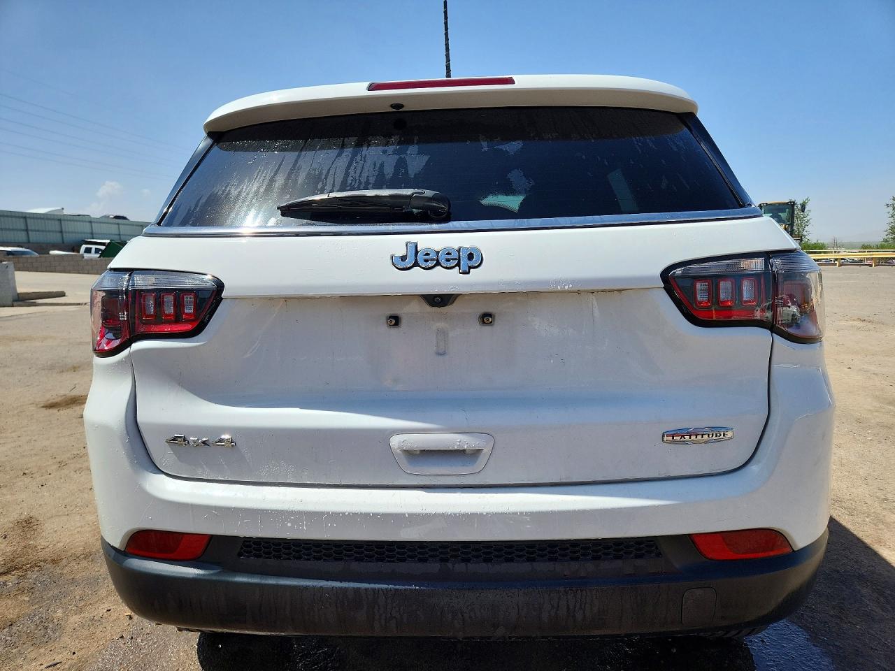 2024 Jeep Compass Latitude Белый vin: 3C4NJDBN4RT117566
