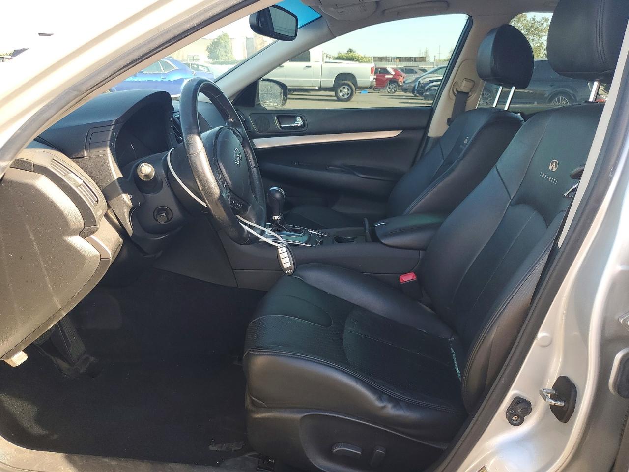 2010 Infiniti G37 Sedan Base Silver vin: JN1CV6AP7AM402074
