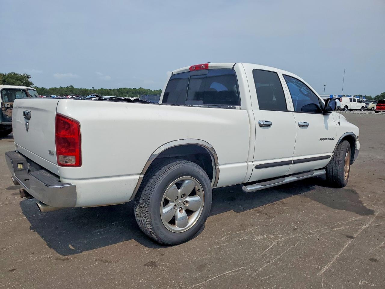 2005 Dodge Ram 1500 St White vin: 1D7HA18D05S228689
