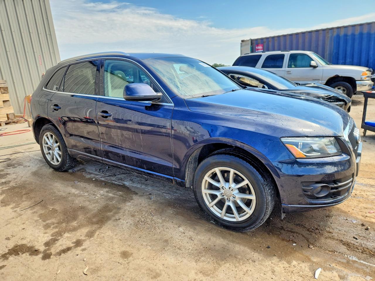 2011 Audi Q5 Premium Plus Blue vin: WA1LFAFP3BA033328