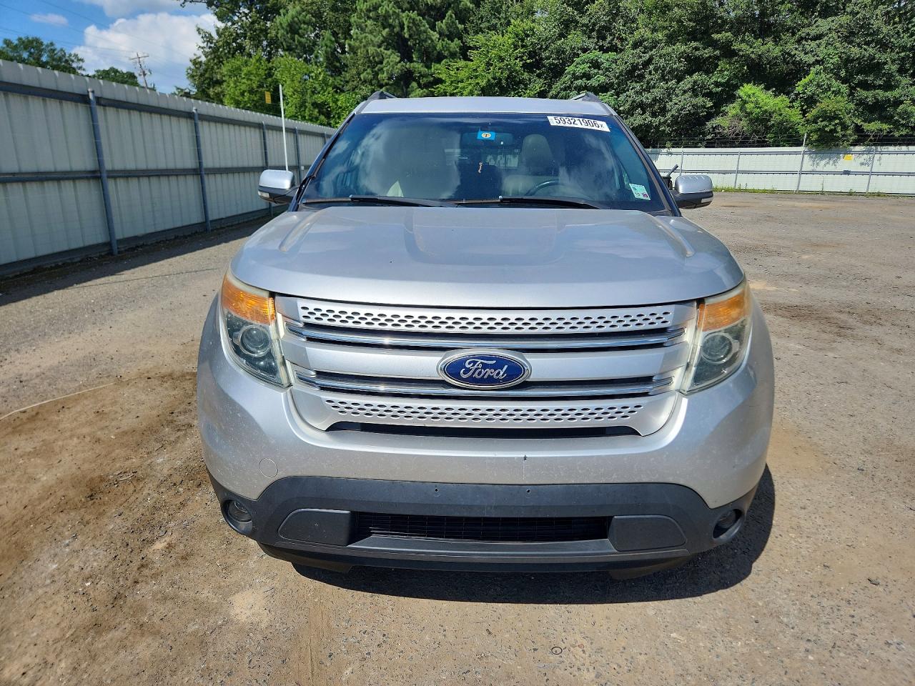 2013 Ford Explorer Серебряный vin: 1FM5K7F82DGC28273