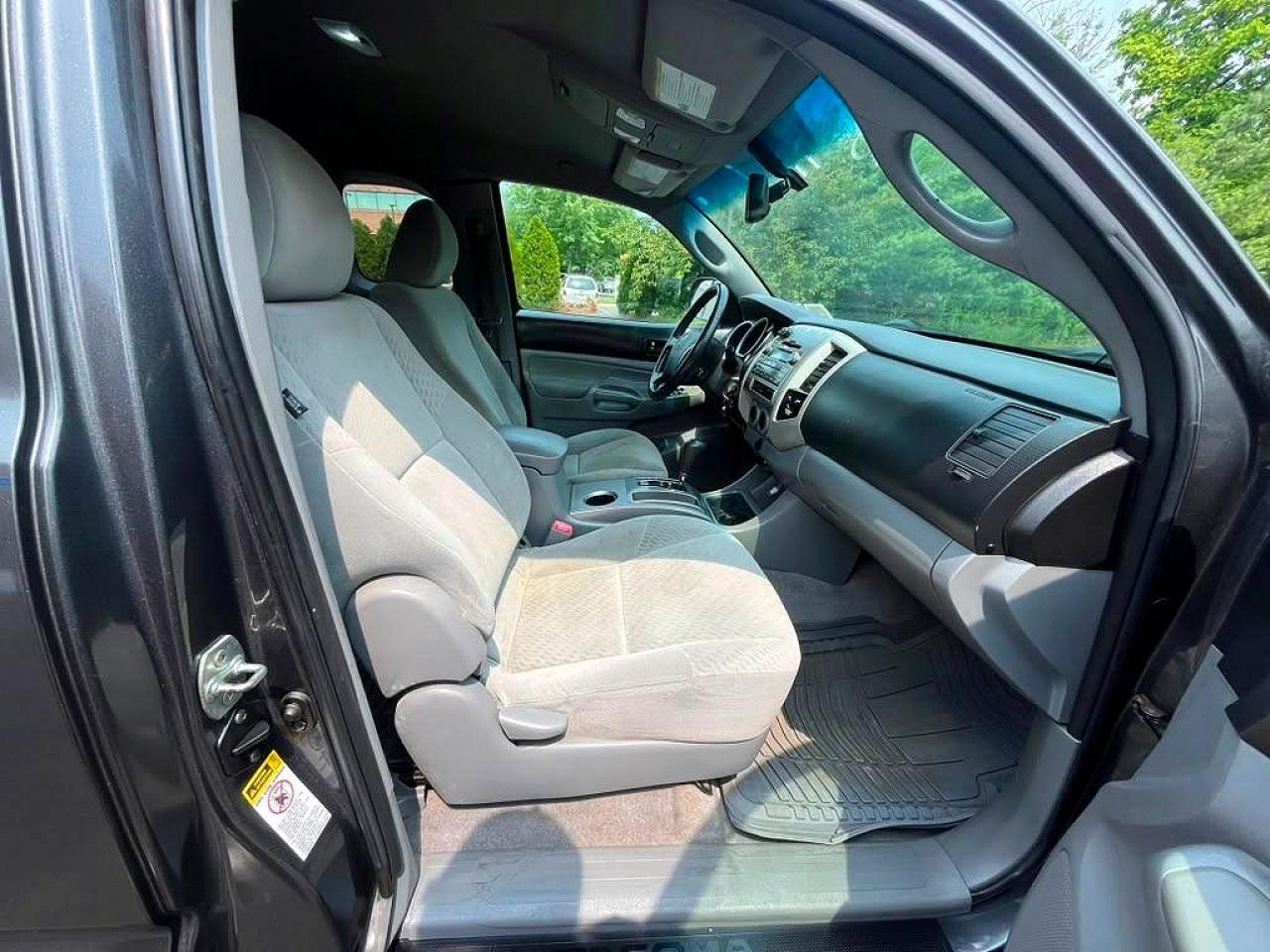 2010 Toyota Tacoma Base Black vin: 5TETX4CNXAZ702769