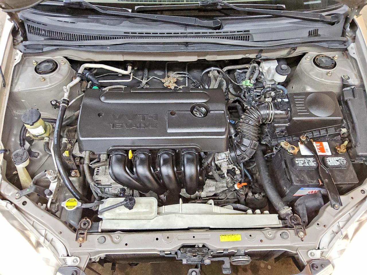 2005 Toyota Corolla Le Beige vin: 1NXBR32E35Z411090