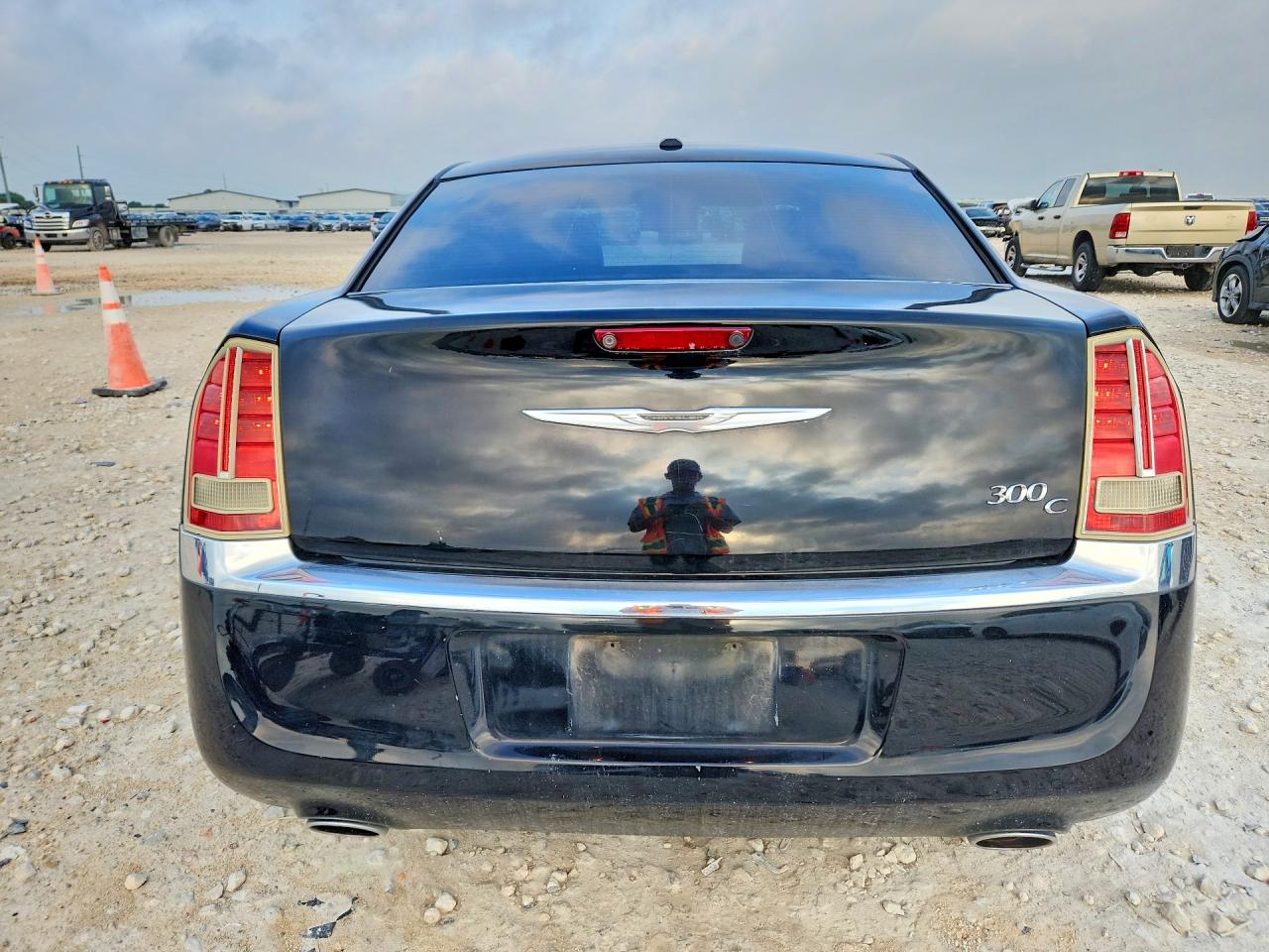 2013 Chrysler 300c Black vin: 2C3CCAETXDH618834