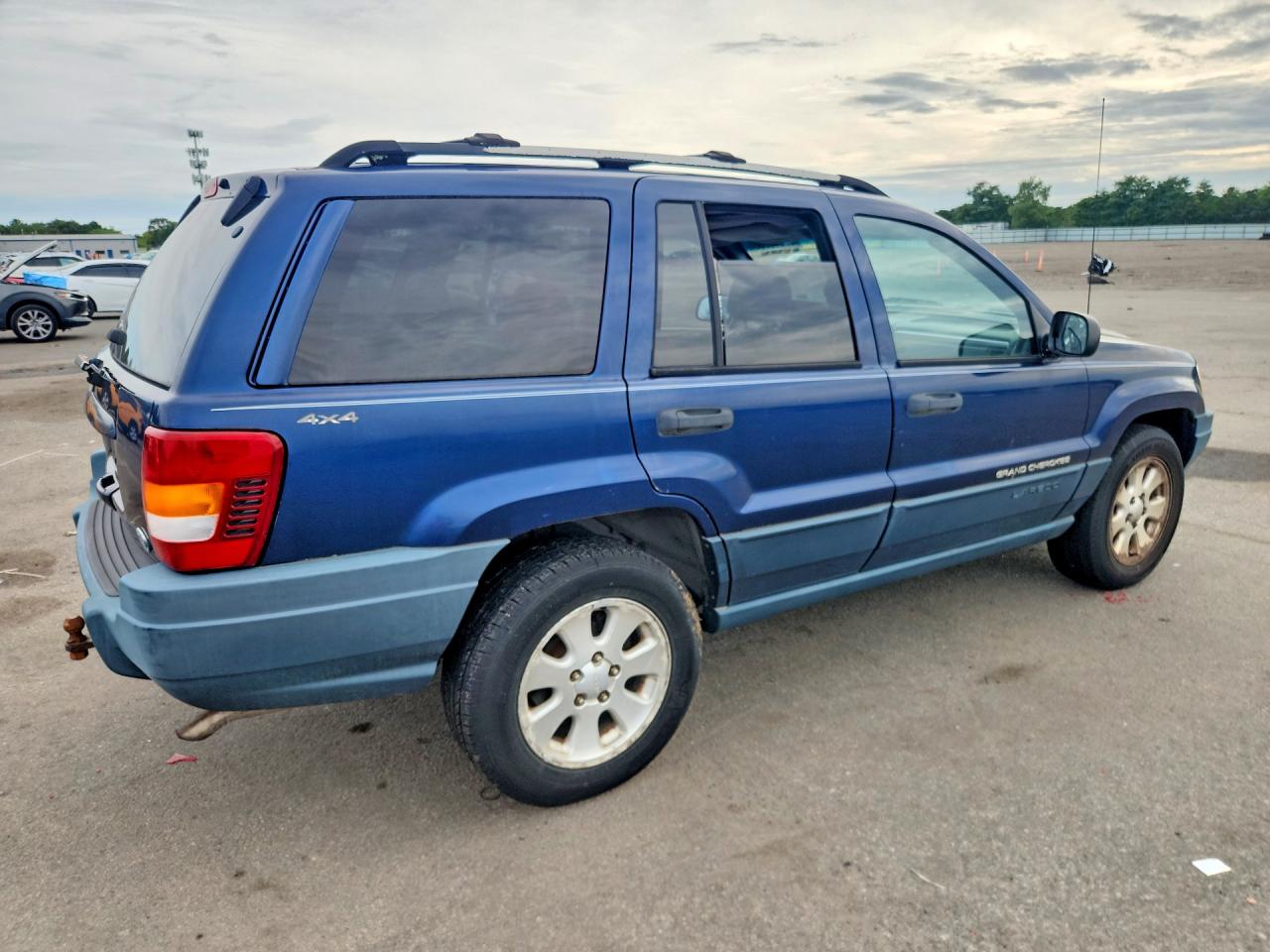 2001 Jeep Grand Cherokee Laredo Blue vin: 1J4GW48S51C707454