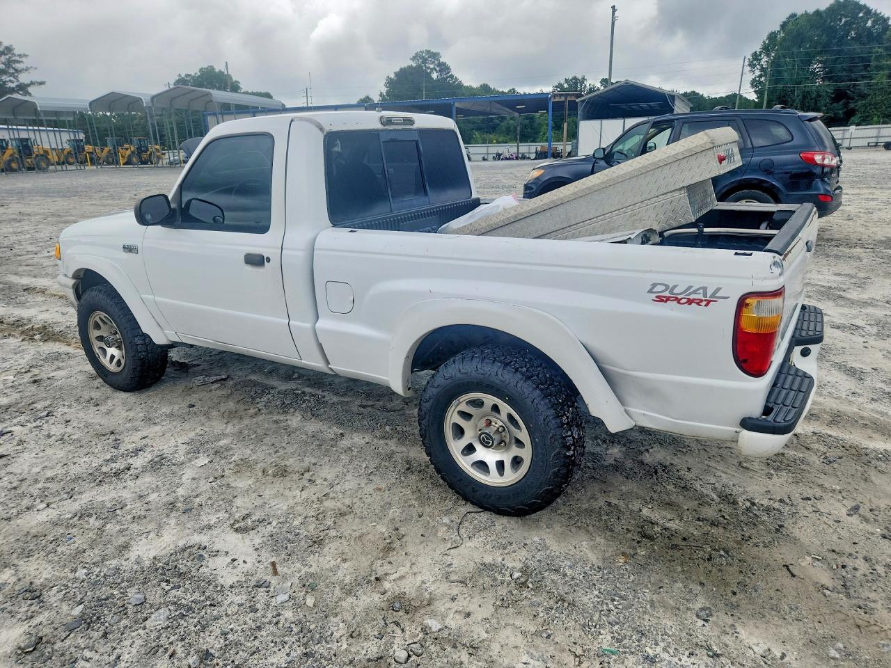 2002 Mazda B3000 Белый vin: 4F4YR12U12TM18641