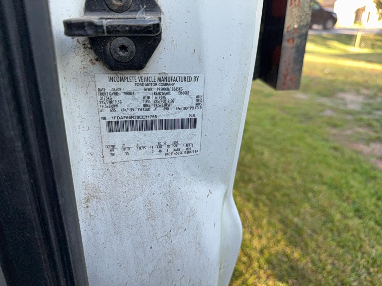 2008 Ford F550 Super Duty Белый vin: 1FDAF56R38EE31755