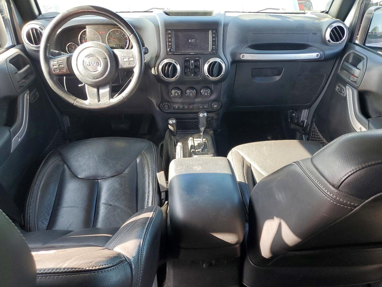 2015 Jeep Wrangler Unlimited Rubicon Silver vin: 1C4BJWFGXFL752423