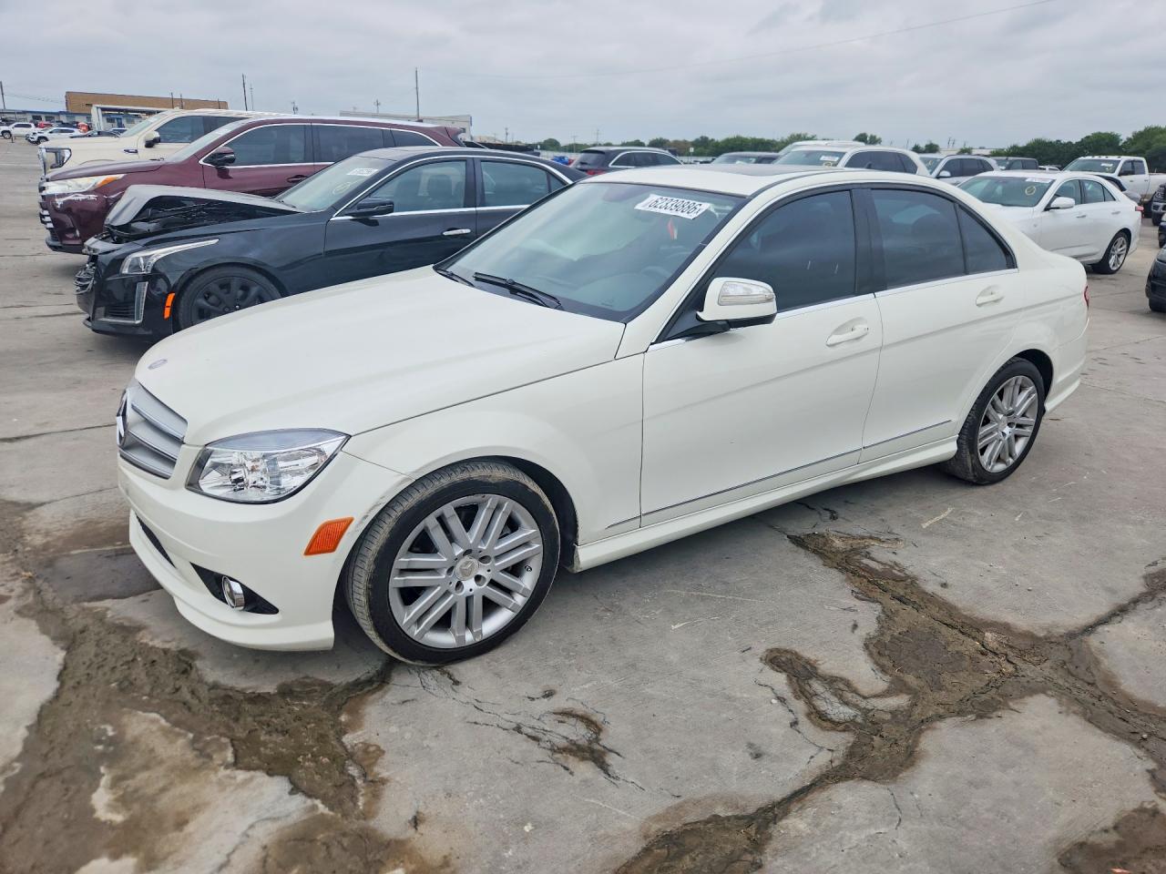 2008 Mercedes-benz C 300 White vin: WDDGF54X18R035287