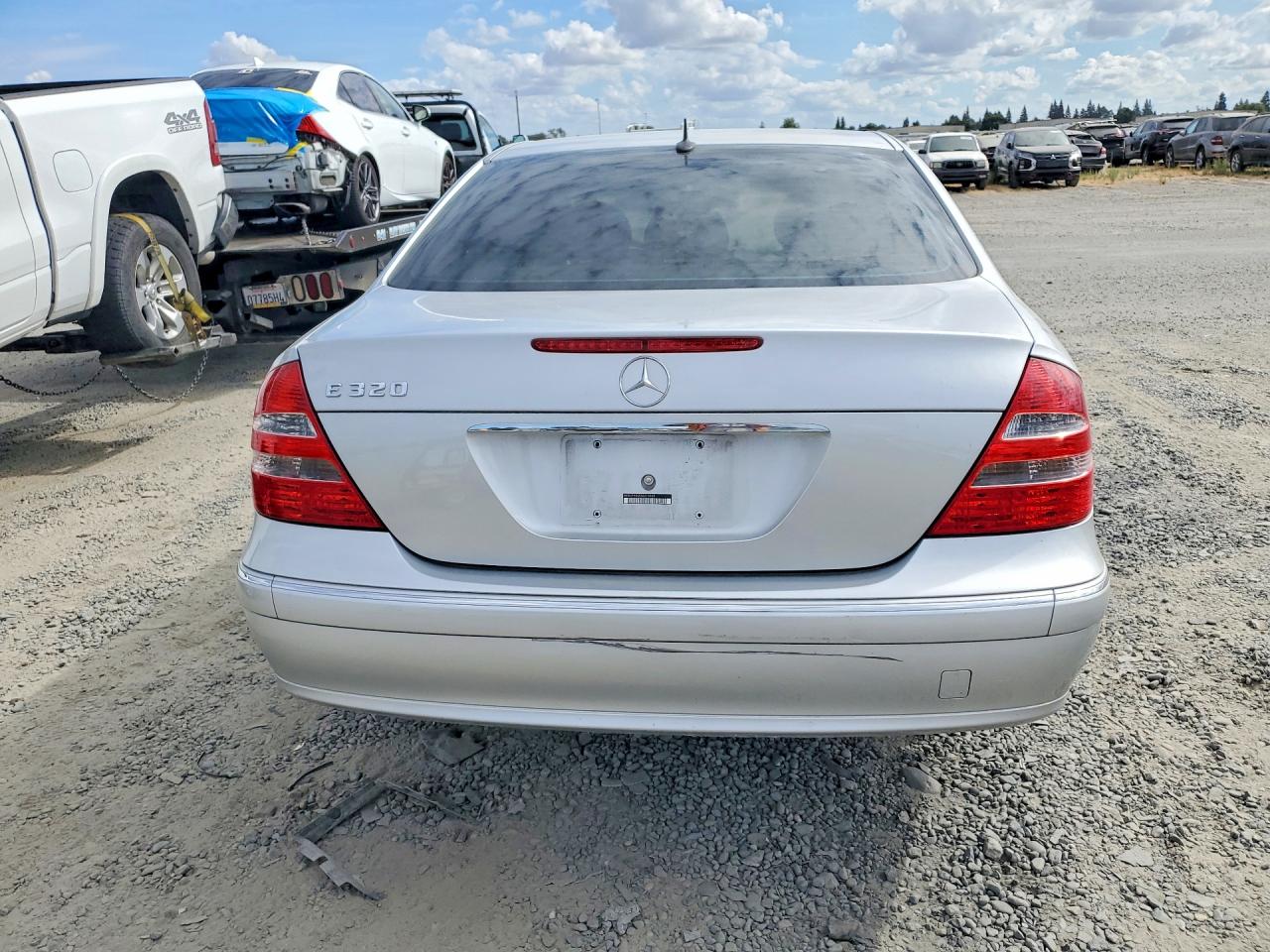 2003 Mercedes-benz E 320 Silver vin: WDBUF65J33A219469
